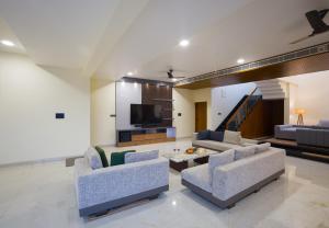 ELIVAAS Lush Haven 4 BHK Villa Private Pool, Terrace & Landscaped Garden