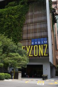 Cyelonz Suites