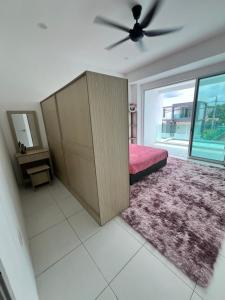 Exclusive Changlun Room