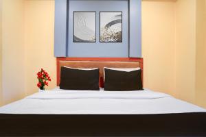 Super OYO Collection O BHU Road Varanasi Formerly Hotel Swarna Banquet