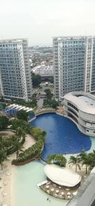 Palm Suites Azure Beach Resort Manila