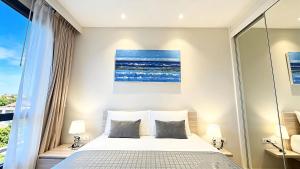 Bang Tao Breeze - High Floor Mountain View 2BR