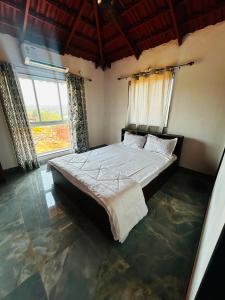 Pickle Stay 2BHK Villa in Dapoli