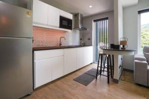 Boutique 1 bed apartments in Kamala
