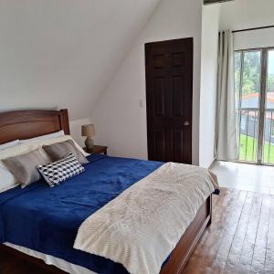 Casa Luna is your best option near Pos volcano