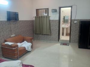 Nirbhay hotel