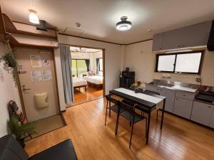 Spacious Private Apartment near Kyocera Dome with Free WiFi
