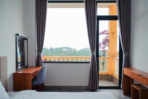 Bee Hill Hotel