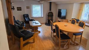 aschis Lodge 2