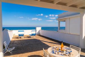 Villetta Meraviglia With Garden Sea View - Happy Rentals