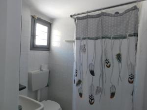 Perissa Art - Double Room with Balcony & Kitchenette