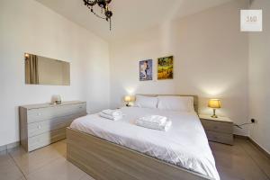 Comfortable 2BR Apartment in Central Sliema Near Seafront