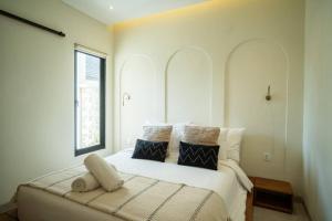 Casa Amadeo 3BR - Heart of Seminyak w Private Pool