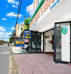 Long Khang Hotel