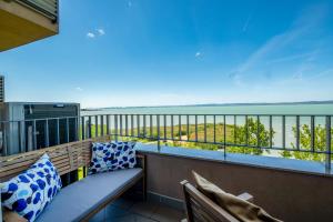 MyFlat Club 218 AquaVista Wellness Apartment