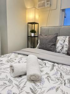 Cozy 2BR 2BTH Heater near Filoil Centre Arena San Juan City