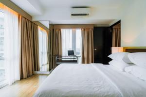 Abreeza Place Ayala Apartments l Central Davao l Next to Ayala Mall l Fast Wifi l Managed by Bleuspace