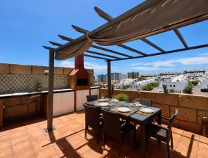 Belvedere Sea View Townhouse - Private Terrace, BBQ & Pool