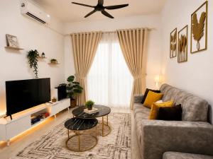 Sunset View - Klebang Melaka - PS5 Gaming - Netflix - Pool - 3BR - 10Pax
