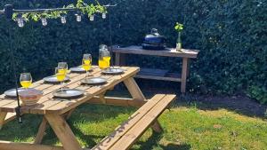 Vrijstaande bungalow met grote privé tuin dichtbij Veerse meer