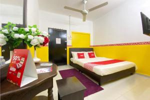 OYO 90176 Dcruz Sunrise Villa