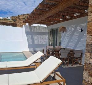 Anemone ΙΙ house w private pool 5 min from beach