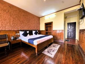 Hotel Monal Inn, Pangot Wildlife and Bird Sanctuary