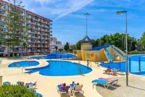 GuestReady - Benalmádena with terrace and sea view