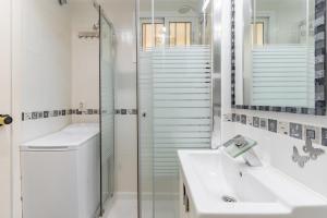 GuestReady - Benalmádena with terrace and sea view