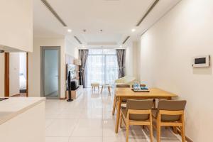 Vinhome Central Park 2 Bedroom