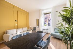 Madonnina Tower x 10 Central Spacious Apartment