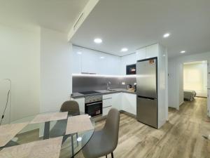 ASL 3G Estudio en centro de Alicante con piscina