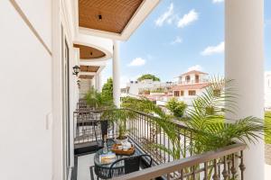ALAYA STAYS Kalyan Priomose Luxury Rooms