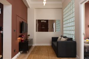 Designer 2BR w Balcony 50m to Galata Tower AC