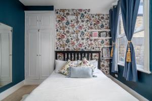 Fulhams Best-Kept Secret, 2 Bed & Walled Garden