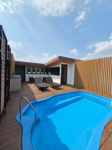 Moonlight pool