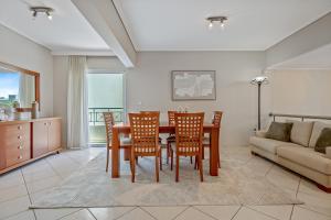 Cyma, Stylish Luxury Apartment Near Glyfada Beach