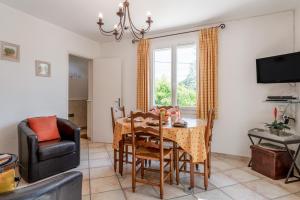 Maison De Campagne Le Cyprès