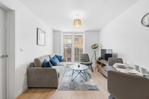 Modern 1 Bed Apartment in Birmingham - Sleeps 3