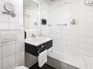 Mercure Birmingham West Hotel