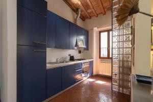 Signoria Lofted Apartment