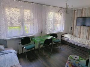 Centrum 2 łóżka ul Budowlanych 10 w kawalerce