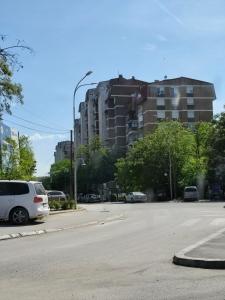Kennedy Comfort Apartment, Near Old Bazaar & Universities