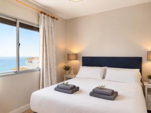 Breathtaking Beachfront Views Calahonda - EaW Homes