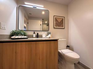Luxury Studio Suite Rooftop Pool Prime Location