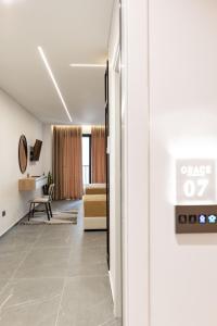 Grace Hotel