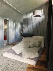 Pelēkā Māja, forestside getaway house for cosy stays