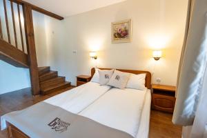 Bashtinata stryaha Guest rooms and Natural pool