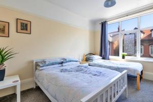 Finest Retreats - Seabreeze, Rhos On Sea
