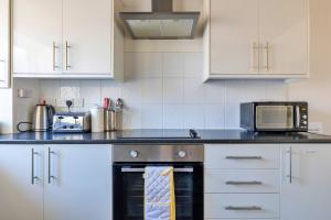 Finest Retreats - Seabreeze, Rhos On Sea